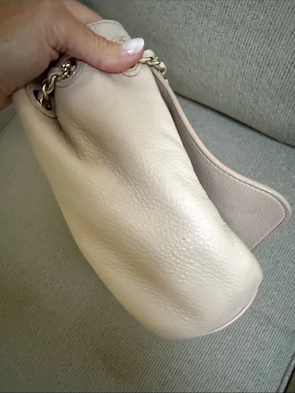 Tory Burch Blush Pebbled Leather Shoulder Bag with Chain Strap
